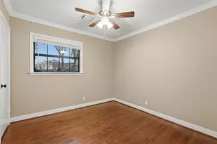 4406 Marlborough Dr, Houston, TX 77092 - Photo 11