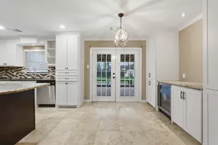 4406 Marlborough Dr, Houston, TX 77092 - Photo 3