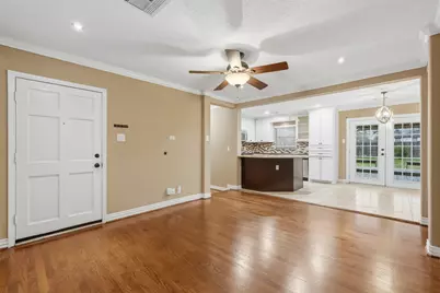 4406 Marlborough Drive, Houston, TX 77092 - Photo 9