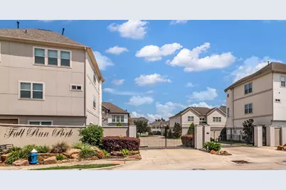 7720 N Fall Run Crossing, Houston, TX 77055 - Photo 37