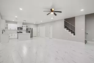 12274 Wild Pine Dr, Houston, TX 77039 - Photo 11