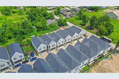 5708 White Magnolia Street, Houston, TX 77091 - Photo 33