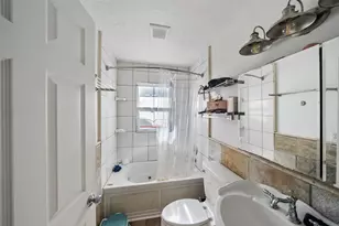 429 19th Ave N, Texas City, TX 77590 - Photo 11