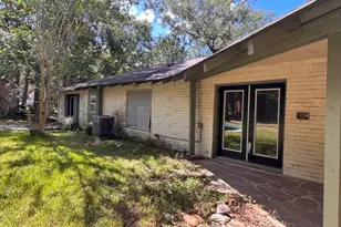 757 Charter Oaks Dr, Conroe, TX 77302 - Photo 3