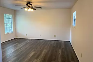 3422 Creek Manor Dr, Houston, TX 77339 - Photo 7