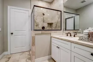 916 Lawrence St, Houston, TX 77008 - Photo 29