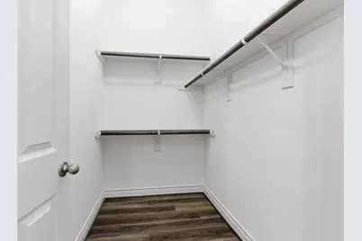 1303 Sherwood Point Lane, Houston, TX 77043 - Photo 37