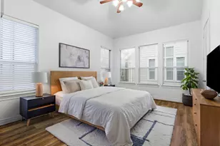 1303 Sherwood Point Ln, Houston, TX 77043 - Photo 31