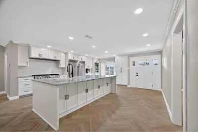 1104 Sagebrush Trail, Baytown, TX 77521 - Photo 5