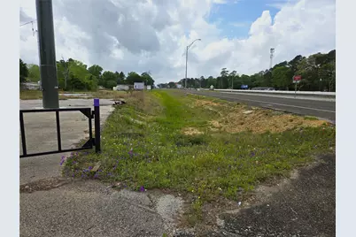 301 Birch Street, Cleveland, TX 77327 - Photo 9