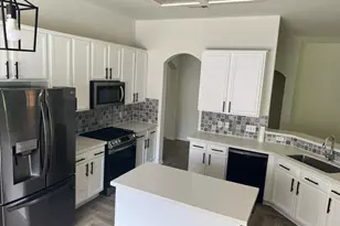 5523 Waverdale Ct, Sugar Land, TX 77479 - Photo 11