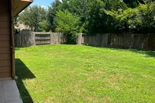 5523 Waverdale Ct, Sugar Land, TX 77479 - Photo 5