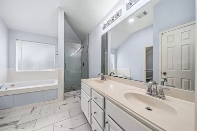 15007 Changing Oak Ridge Court, Houston, TX 77082 - Photo 17