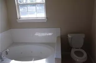 2627 Desoto Square, Houston, TX 77091 - Photo 17