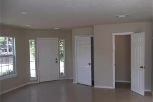 2627 Desoto Square, Houston, TX 77091 - Photo 7