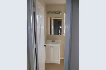 2627 Desoto Square, Houston, TX 77091 - Photo 15