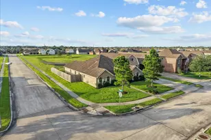 2028 Verde Valley Dr, League City, TX 77573 - Photo 43