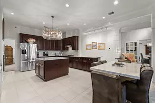 2028 Verde Valley Dr, League City, TX 77573 - Photo 9