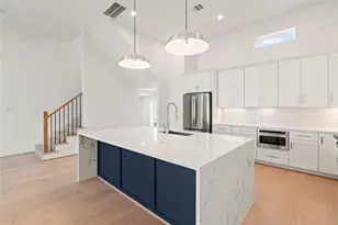 8705 Cosenza Ln, Houston, TX 77055 - Photo 7
