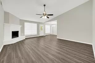 15903 Kenbrook Dr, Houston, TX 77489 - Photo 3