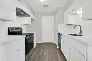 15903 Kenbrook Dr, Houston, TX 77489 - Photo 7