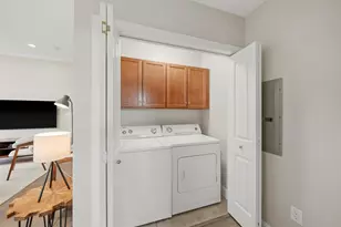 300 St Joseph Pkwy, Houston, TX 77002 - Photo 31