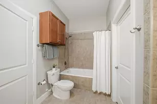 300 St Joseph Pkwy, Houston, TX 77002 - Photo 23