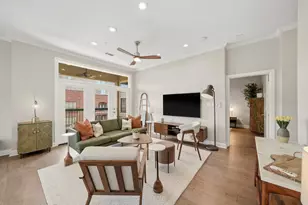 300 St Joseph Pkwy, Houston, TX 77002 - Photo 5