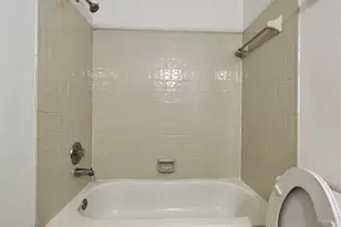 75 W Stony Bridge Cir, The Woodlands, TX 77381 - Photo 23