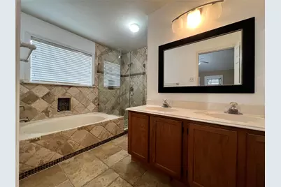 75 W Stony Bridge Circle, The Woodlands, TX 77381 - Photo 17