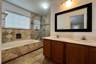 75 W Stony Bridge Cir, The Woodlands, TX 77381 - Photo 17