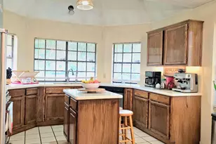 4614 Sunshine Dr, Sugar Land, TX 77479 - Photo 13