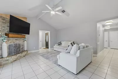 5919 Ollia Circle, Pasadena, TX 77505 - Photo 11