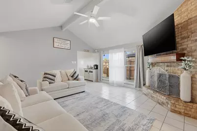 5919 Ollia Circle, Pasadena, TX 77505 - Photo 9