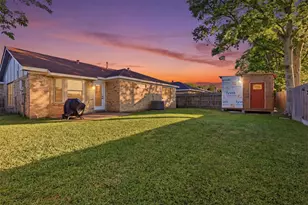 5919 Ollia Cir, Pasadena, TX 77505 - Photo 25