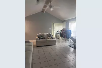 5919 Ollia Circle, Pasadena, TX 77505 - Photo 3