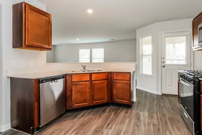 5623 Latta Plantation Lane, Katy, TX 77449 - Photo 3
