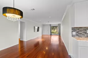 5322 Windswept Ln, Houston, TX 77056 - Photo 9