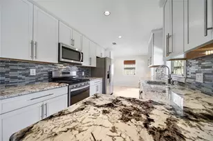 5322 Windswept Ln, Houston, TX 77056 - Photo 15