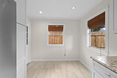 5322 Windswept Lane, Houston, TX 77056 - Photo 19