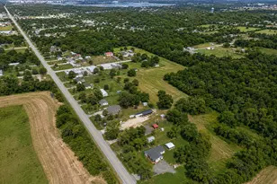 3402 W Cedar Bayou Lynchburg Rd, Baytown, TX 77521 - Photo 25