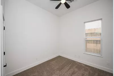 8203 Sparta Street #B, Houston, TX 77028 - Photo 11