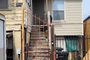 2514 Churchill St, Houston, TX 77009 - Photo 3