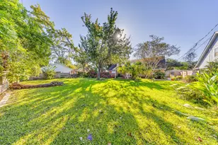 2519 Lazy Lake Dr, Houston, TX 77058 - Photo 25