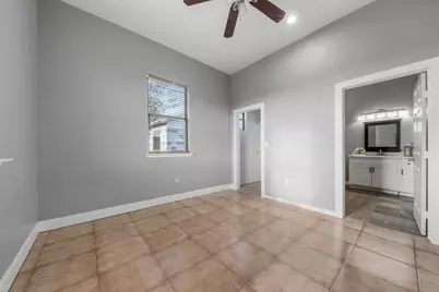 394 Rd 5102 #H, Cleveland, TX 77327 - Photo 17