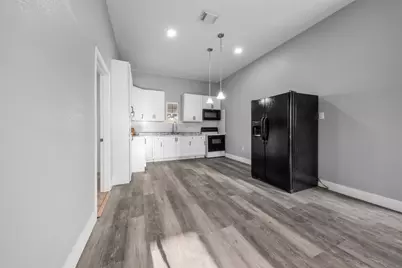 394 Rd 5102 #H, Cleveland, TX 77327 - Photo 3