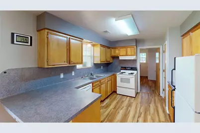906 Waco Street, Dayton, TX 77535 - Photo 3