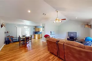 906 Waco St, Dayton, TX 77535 - Photo 11