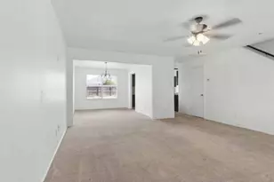 10418 Iris Lake Ct, Houston, TX 77070 - Photo 7