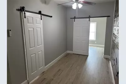 5105 Sherman Street #3, Houston, TX 77011 - Photo 5